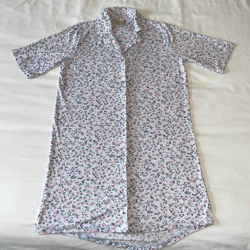 Soft button-down Sleep Shirt Nightgown New